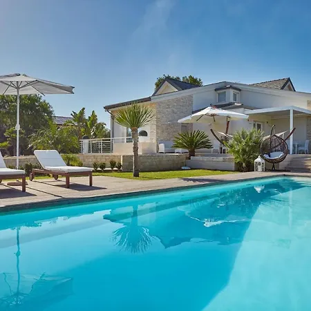 Villa Giame - Heated Pool, At 350m Pozzallo